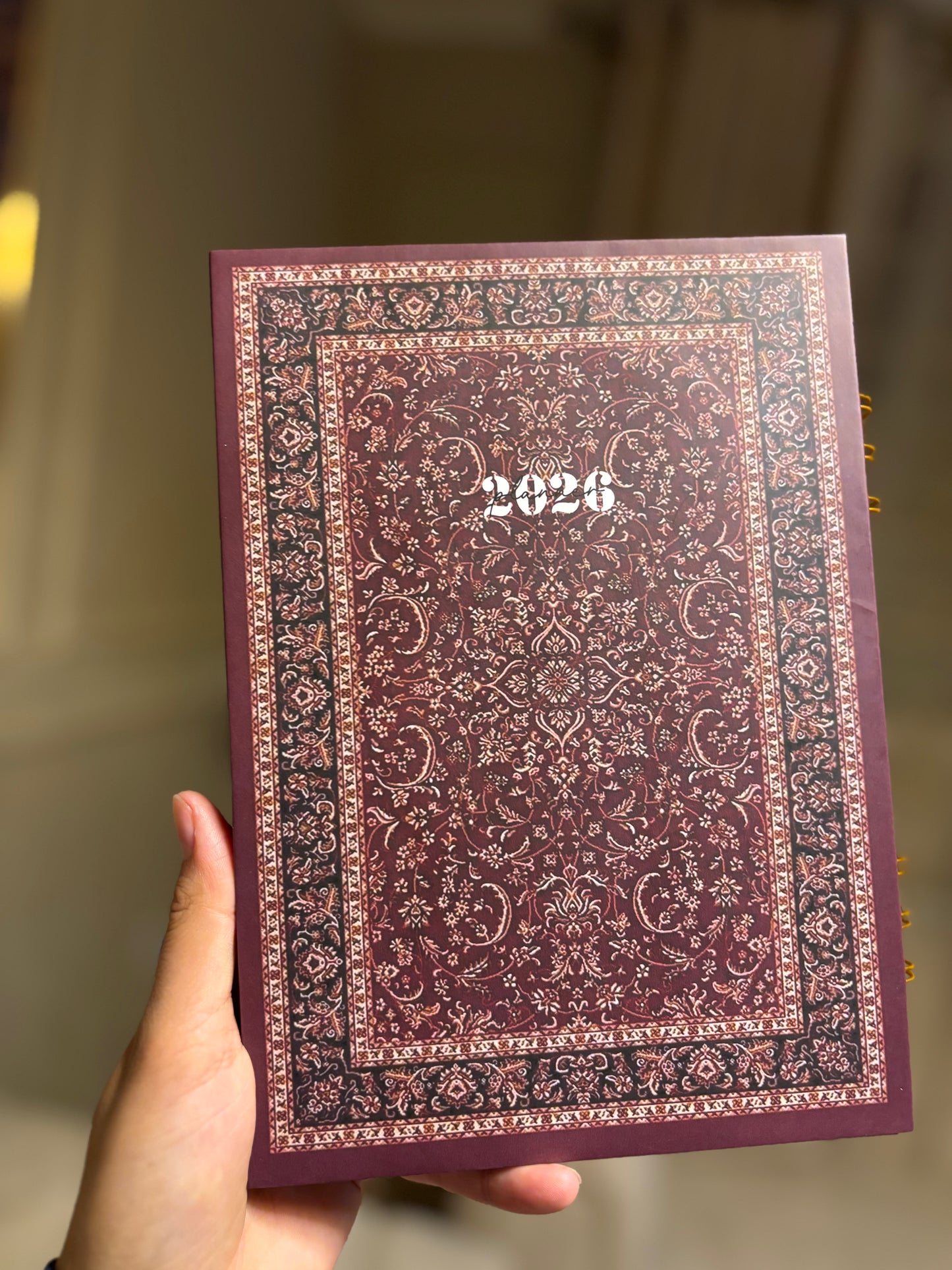 Planner Portfolio - Burgandy rug